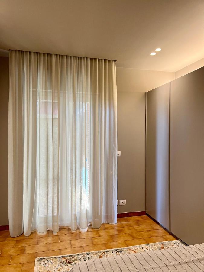 Вилла Acquamarina Luxury House Ачи Костелло Экстерьер фото